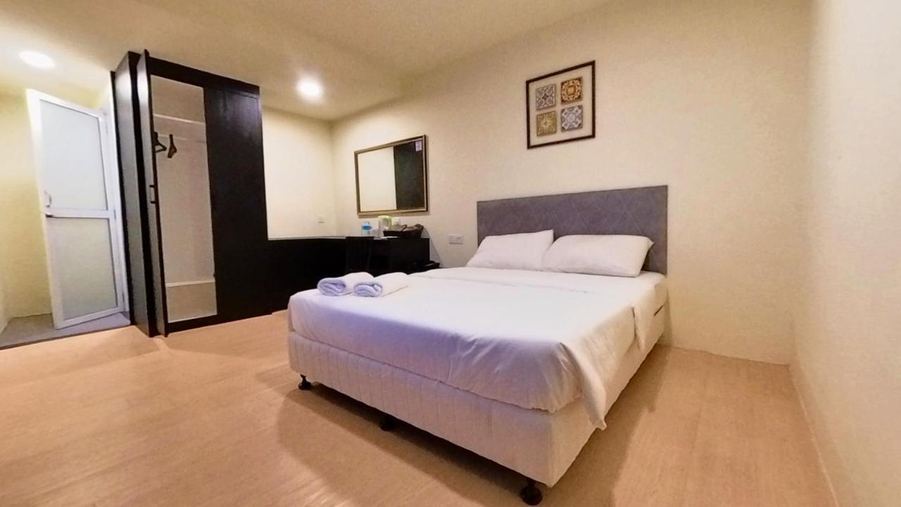 ג'ורג' טאון Bishop Hotel מראה חיצוני תמונה