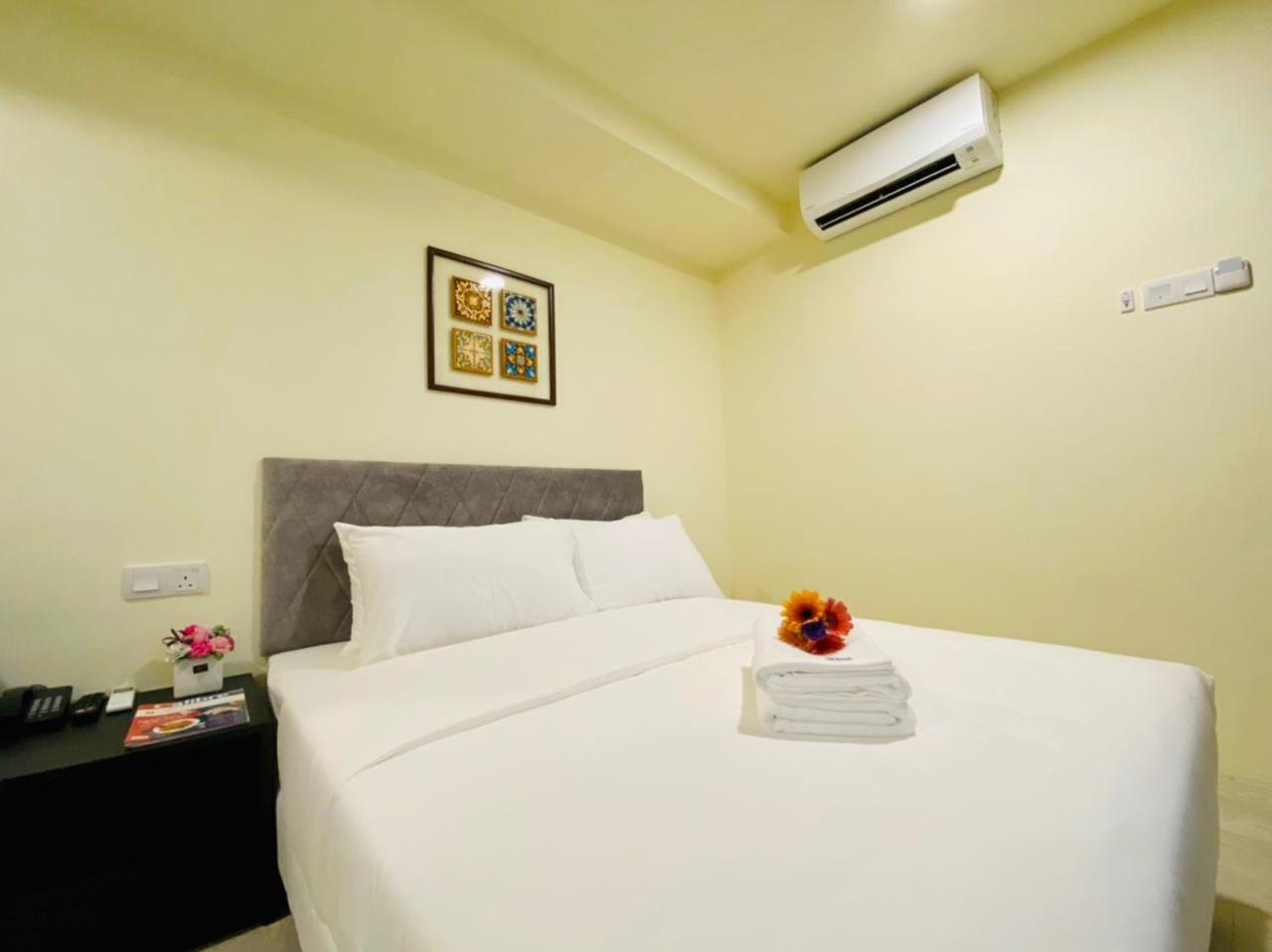 ג'ורג' טאון Bishop Hotel מראה חיצוני תמונה